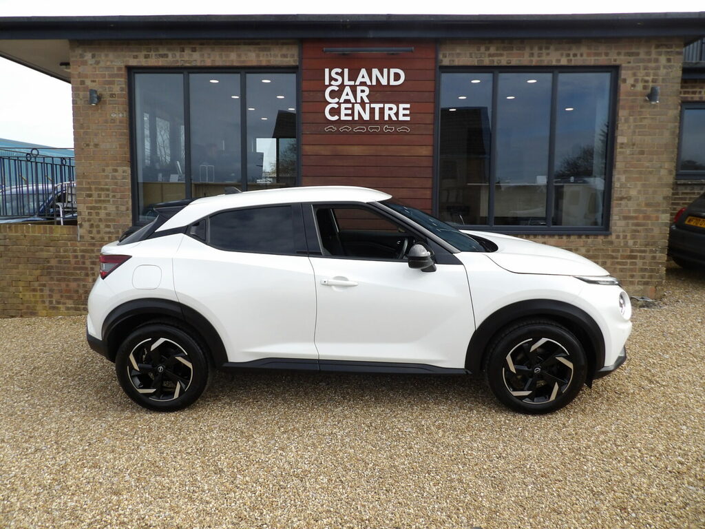 Nissan Juke 1.0 114 N-conneta DN23FYW White #2
