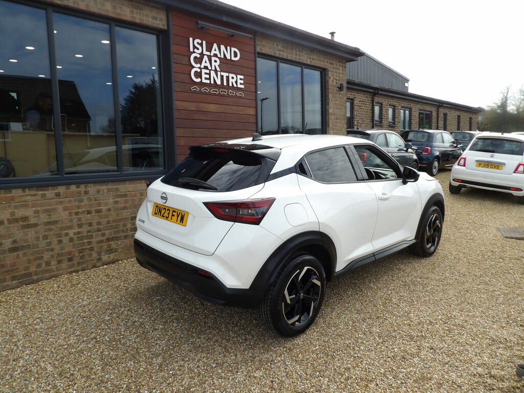 Nissan Juke 1.0 114 N-conneta DN23FYW White #4