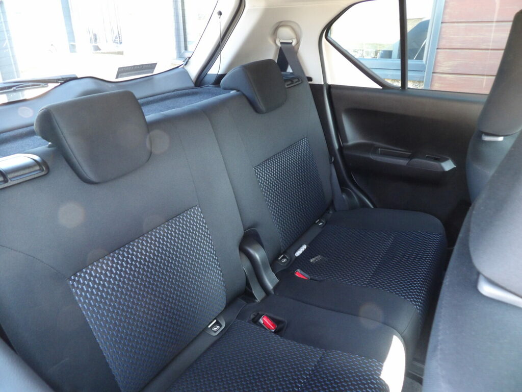 Suzuki Ignis 1.2 Dualjet 12V Hybrid Sz5 Allgrip KN72SXH White #6