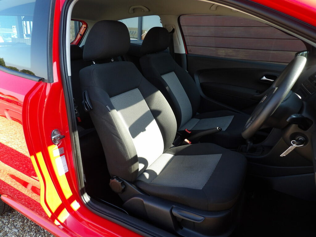 Volkswagen Polo 1.2 60 S Low Mileage HW12KSE Red #6