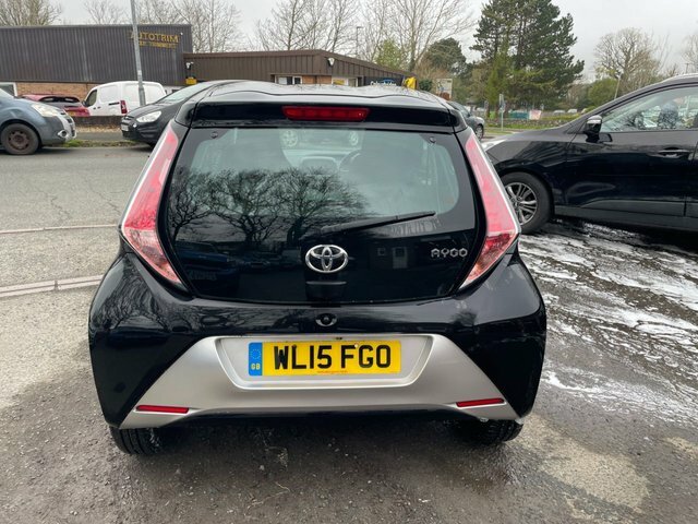 Toyota Aygo 1.0 Vvt-i X-clusiv Hatchback Eur WL15FGO Black #5