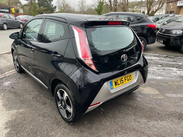 Toyota Aygo 1.0 Vvt-i X-clusiv Hatchback Eur WL15FGO Black #4