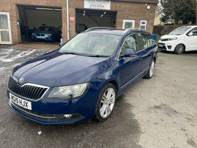 Skoda Superb 2.0 Tdi Elegance Estate Euro 5 Blue #2