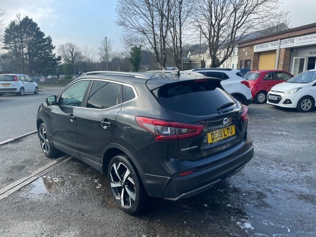 Nissan Qashqai 1.5 Dci Tekna Suv Euro 6 S S DS18LTU Black #4