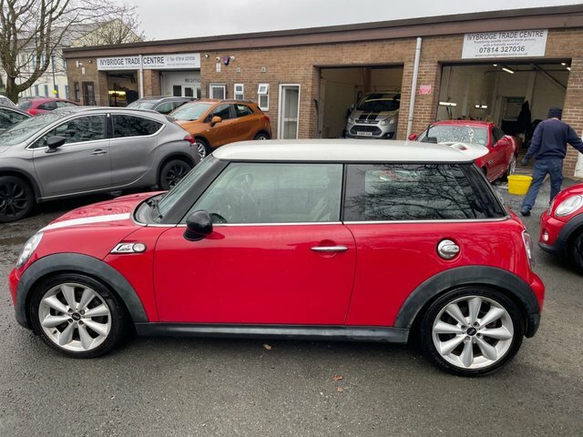 Mini Hatch 1.6 Cooper S Hatchback Euro 5 S FL63WEU Red #3