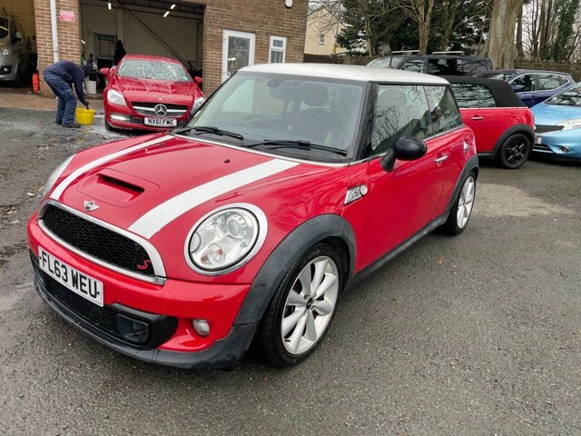Mini Hatch 1.6 Cooper S Hatchback Euro 5 S FL63WEU Red #2