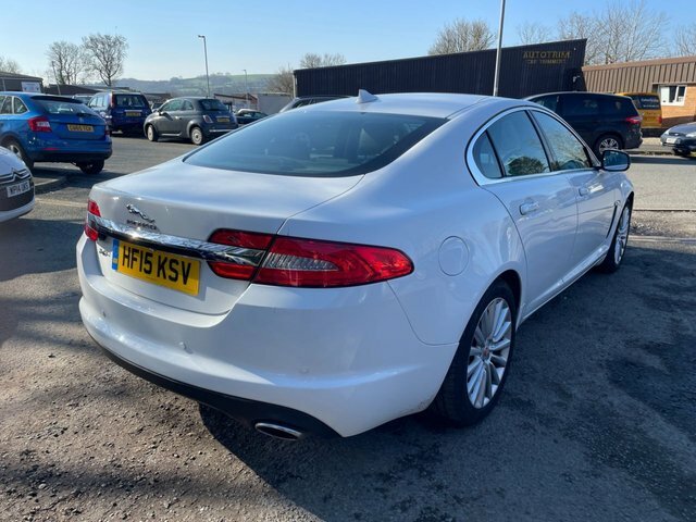 Jaguar XF 2.2D Luxury Saloon Euro 5 S S 2 HF15KSV White #6