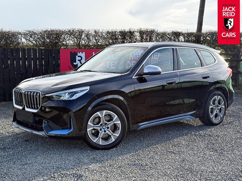 BMW iX1 Suv Black