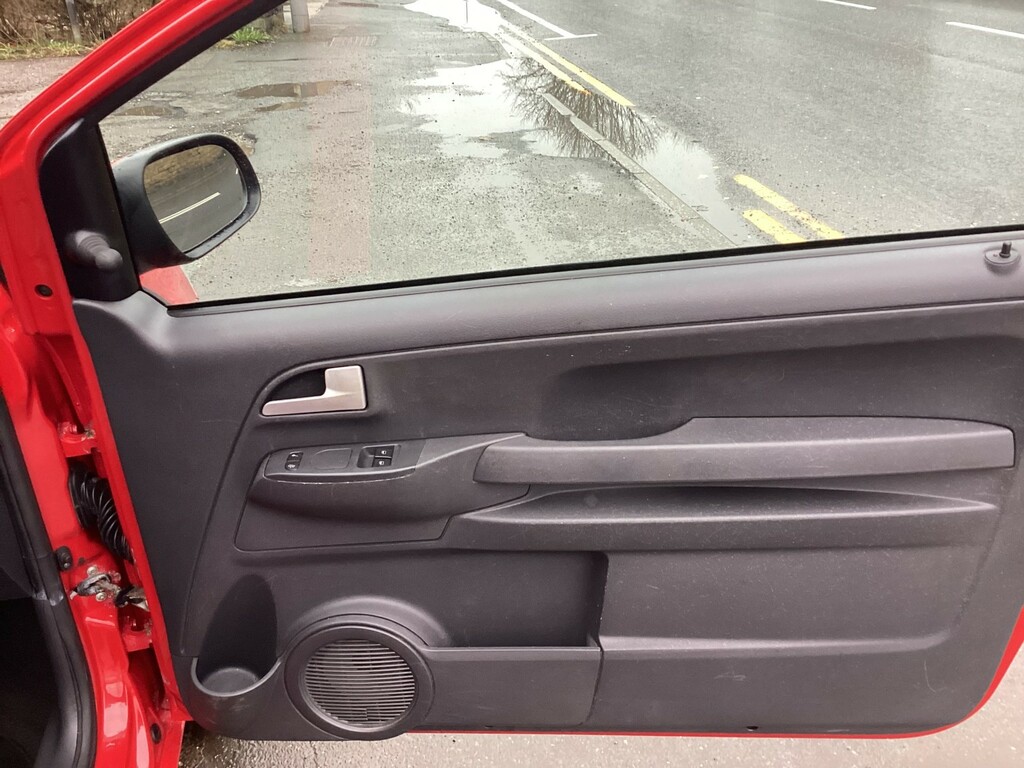 Volkswagen Fox 1.2 6V Urban Fox Euro 4 201010 Red #6