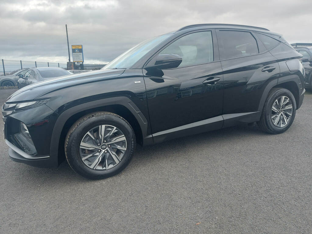 Hyundai Tucson 1.6 Tgdi 48V Mhd Se Connect 2Wd Dct Black