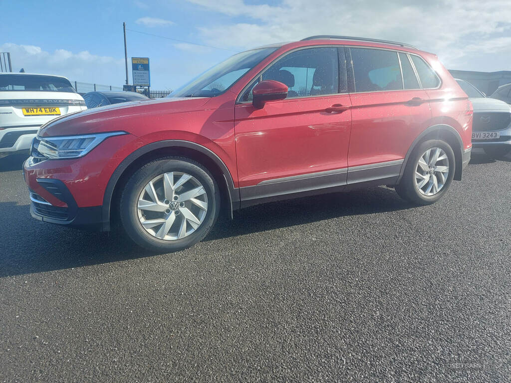 Volkswagen Tiguan 2.0 Tdi Life Dsg Red