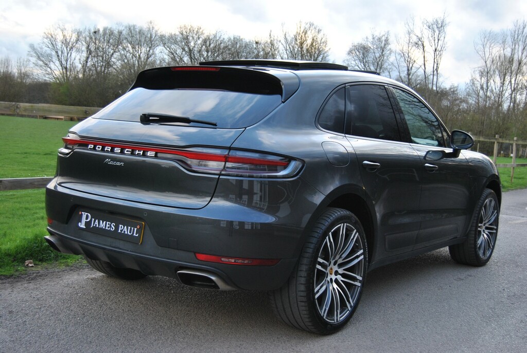 Porsche Macan 2.0T Suv Pdk 4Wd Euro 6 Ss 245 Ps LV68XOL Grey #3