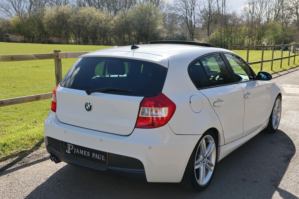 BMW 1 Series 3.0 130I M Sport Hatchback Steptronic E White #3