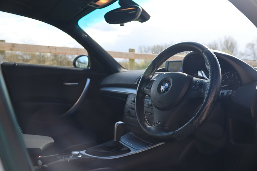 BMW 1 Series 3.0 130I M Sport Hatchback Steptronic E White #6