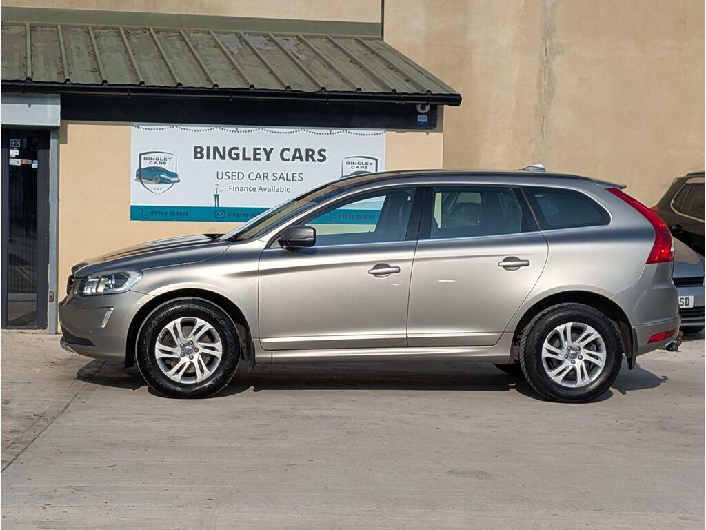 Volvo XC60 2.0 D4 Se Euro 6 S S MA64KHF Gold #3