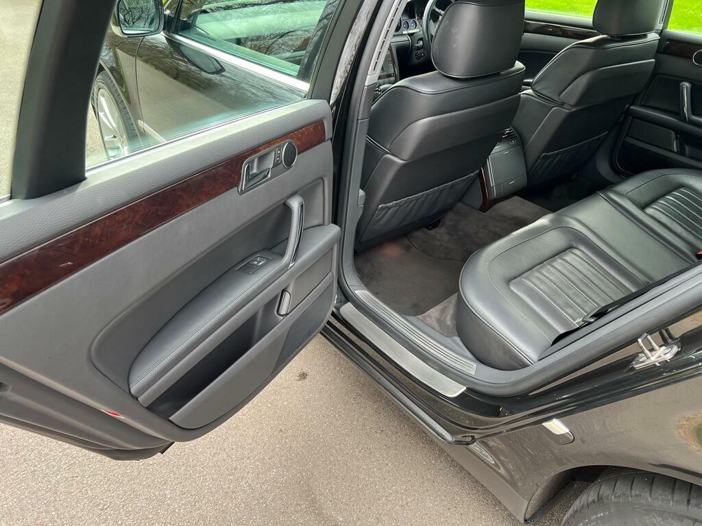Volkswagen Phaeton  Black #16