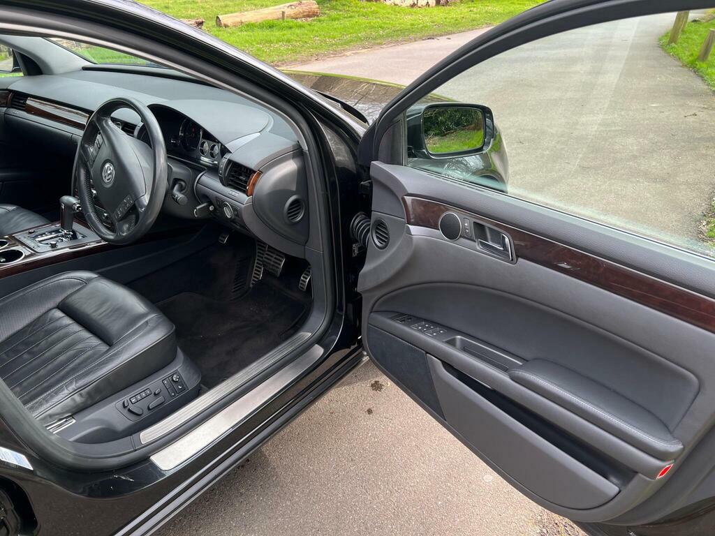 Volkswagen Phaeton  Black #7