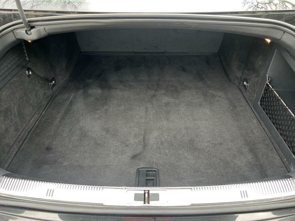 Volkswagen Phaeton  Black #18