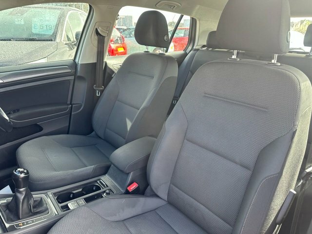 Volkswagen Golf 1.6 Tdi Se Nav Hatchback Euro 6 DF67KHJ Silver #6