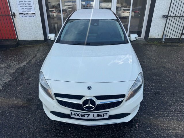 Mercedes-Benz A Class 1.5 A180d Se Executive Hatchback Manu HX67UEF White #4