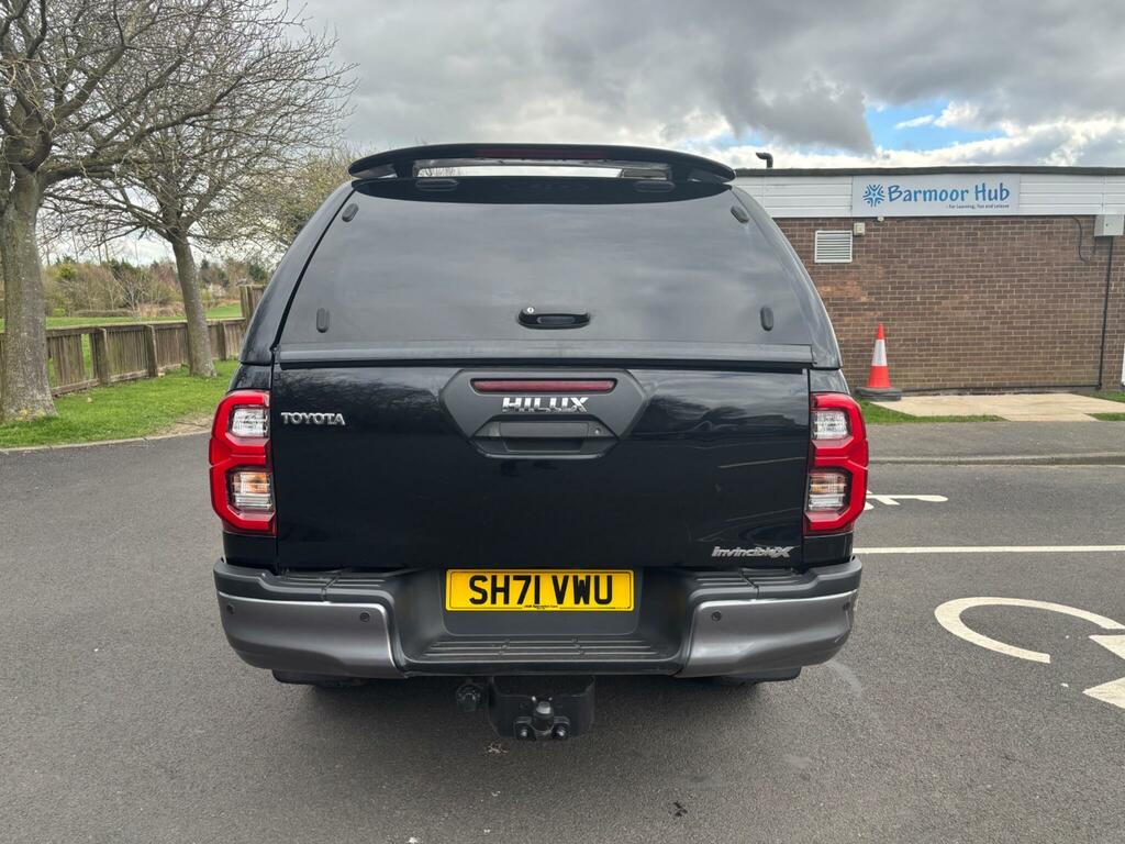 Toyota HILUX 2.8 D-4d Invincible X 4Wd Euro 6 Ss SH71VWU Black #6