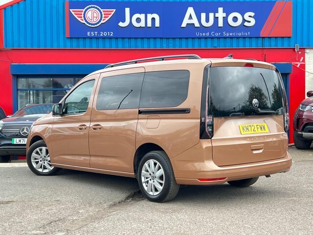 Volkswagen Caddy Maxi Life 2022 2.0 Tdi Life Dsg Euro 6 Ss KN72FWW Brown #2