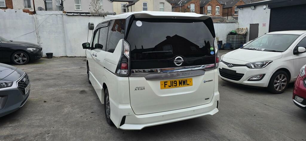 Nissan Serena Hybrid E Power White #5