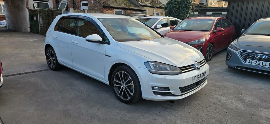 Volkswagen Golf Tsi FJ64OMR White