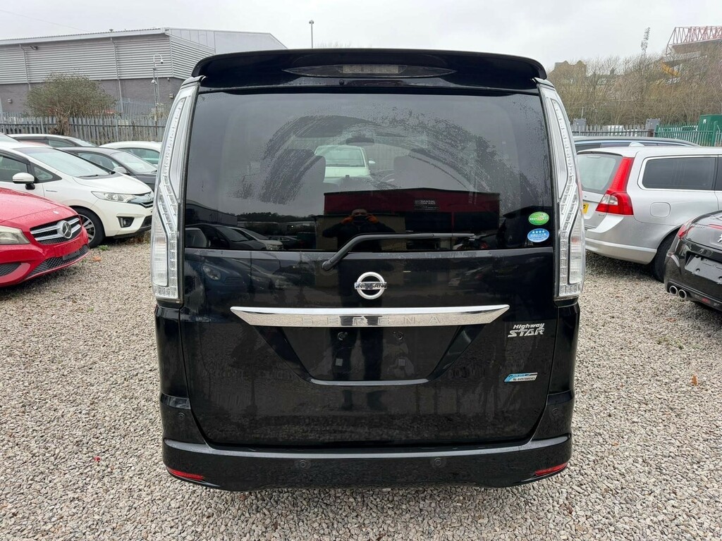 Nissan Serena 2.0 Hybrid 8 Seater Brown #4