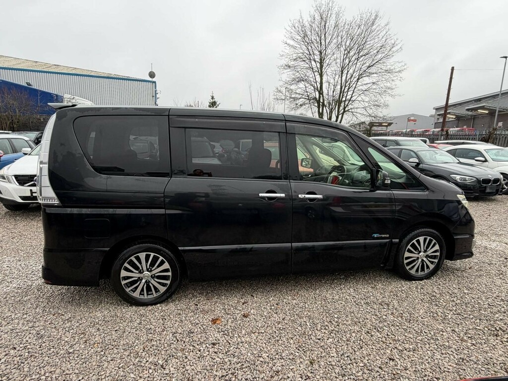Nissan Serena 2.0 Hybrid 8 Seater Brown #6