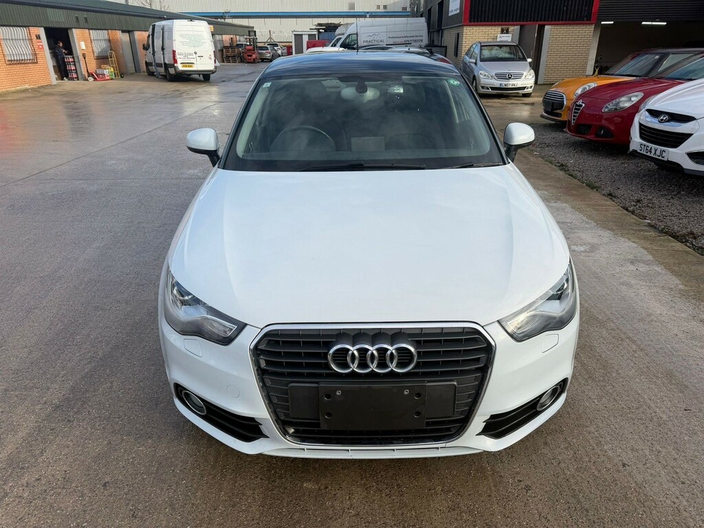 Audi A1 1.4 Tfsi Sport Sportback S Tronic Euro 5 White #2