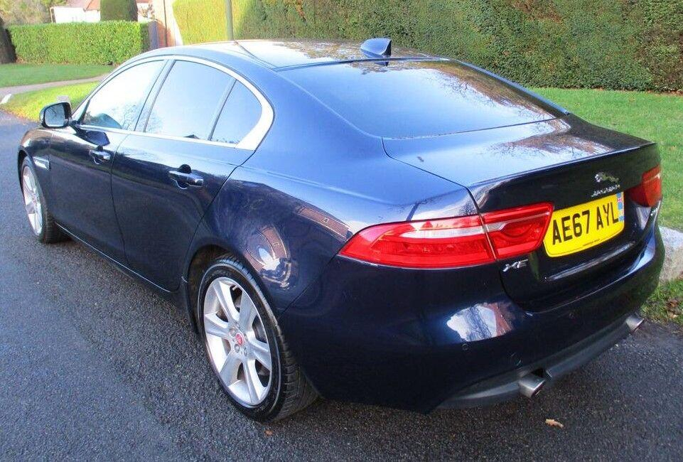Jaguar XE 2.0I Portfolio Euro 6 Ss Blue #3