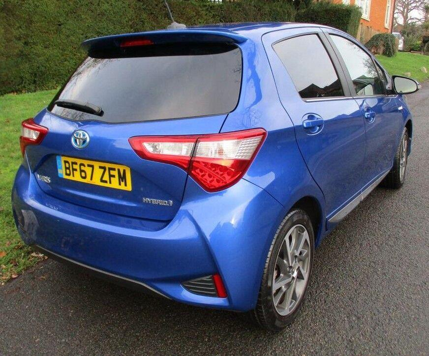 Toyota Yaris 1.5 Vvt-h Excel E-cvt Euro 6 Ss 15In Alloy Blue #3
