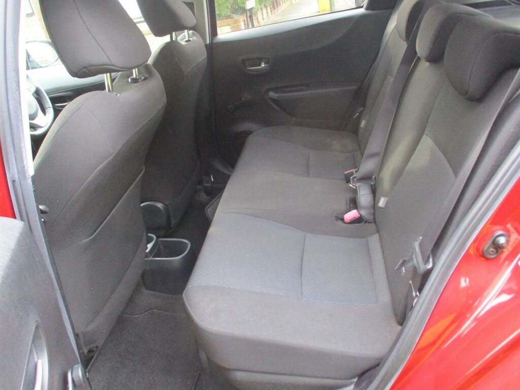 Toyota Yaris 1.5 Vvt-h Icon Plus Cvt Euro 5  #6