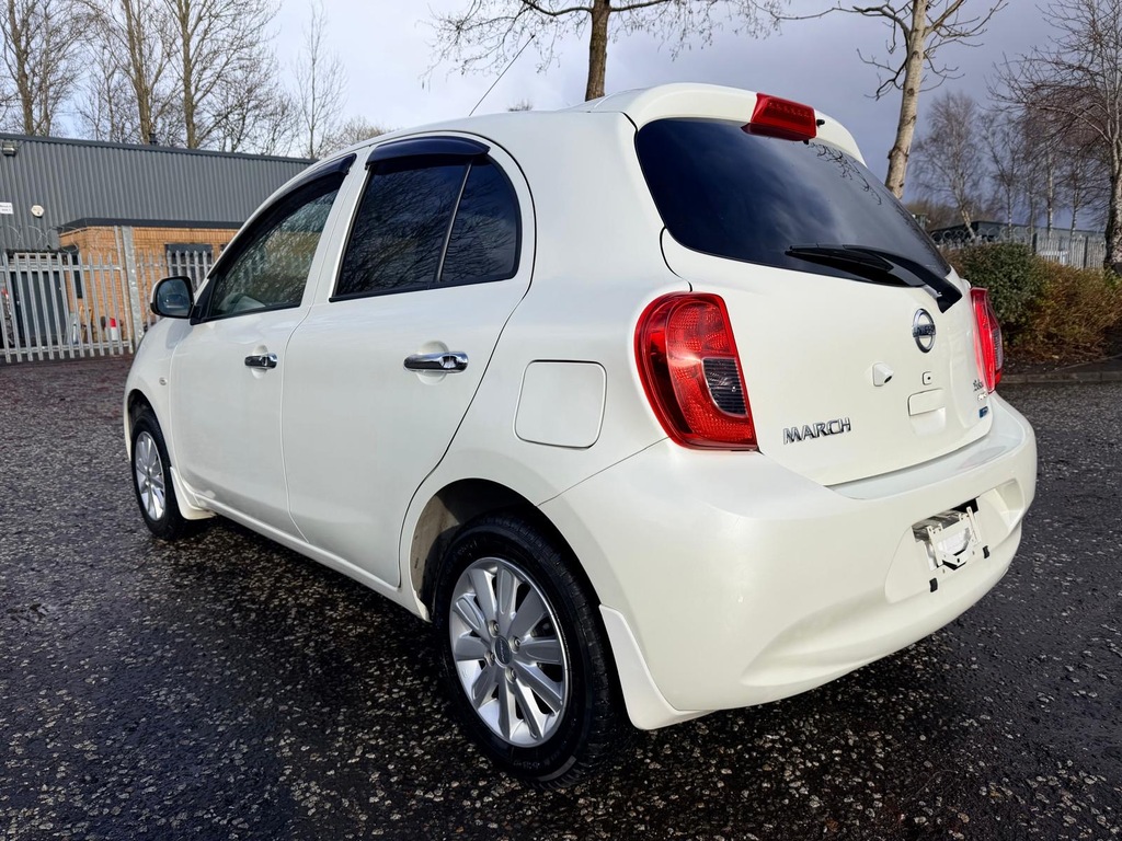 Nissan Micra March Bolero Autech 1.2 Hatch White #6