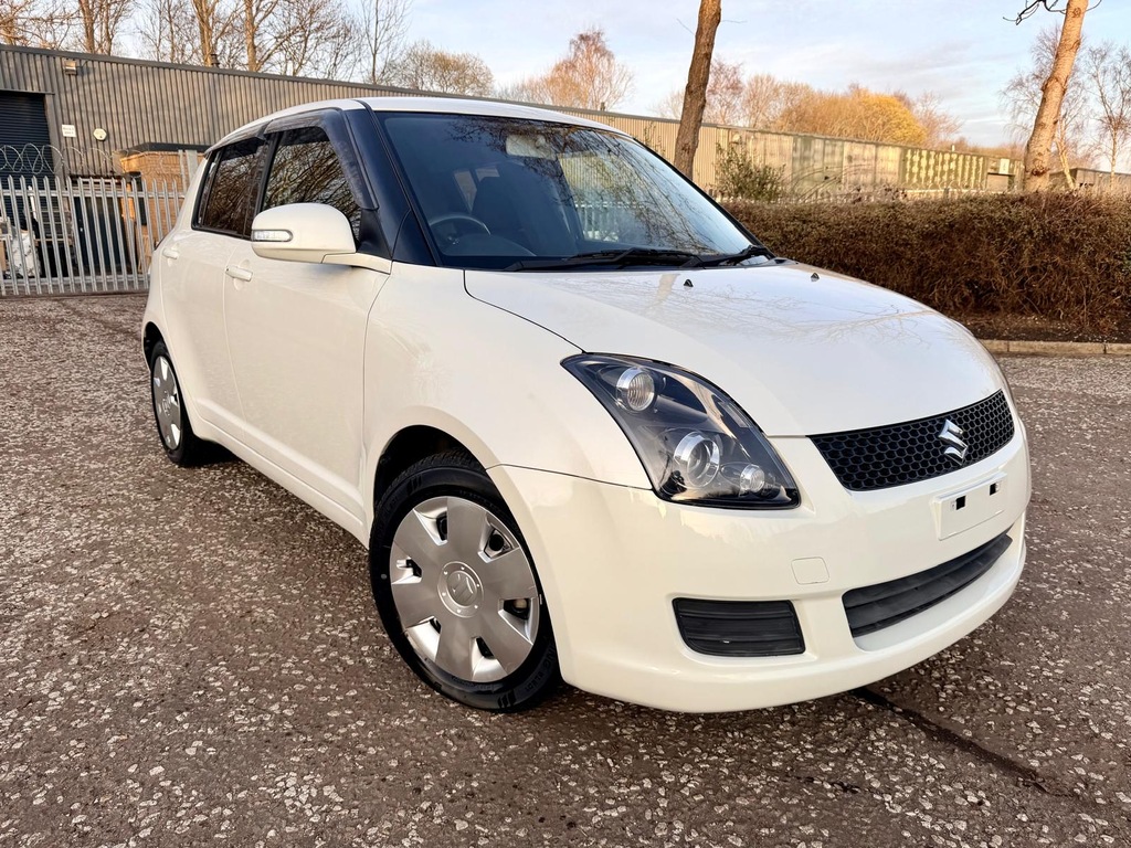 Suzuki Swift 1.2 Hatchback 4 B Grade Reverse C White