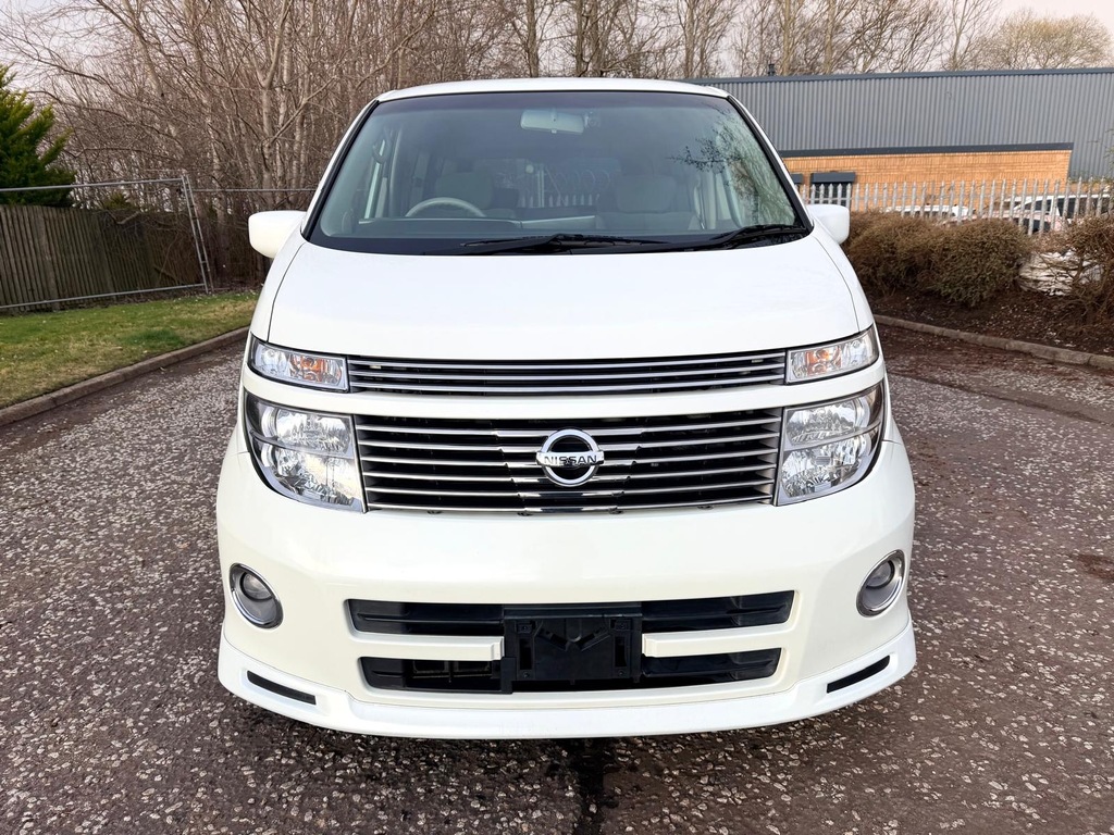 Nissan Elgrand Highway Star Blue #2