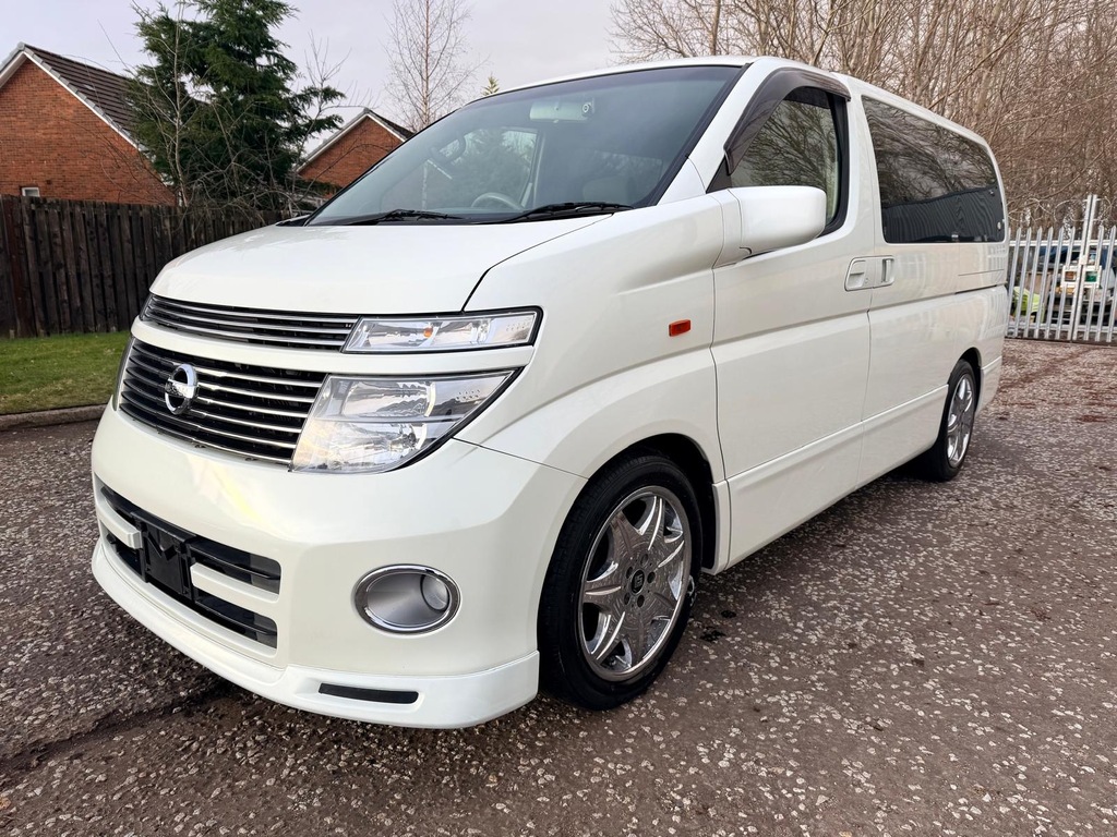 Nissan Elgrand Highway Star Blue #3