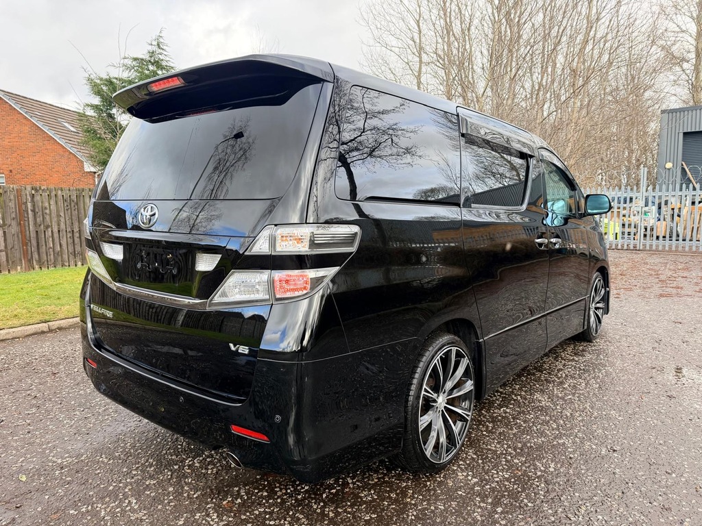 Toyota Vellfire Fresh Import Z Platinum 3.5 V6 7 Seats Mpv Cr Black #6