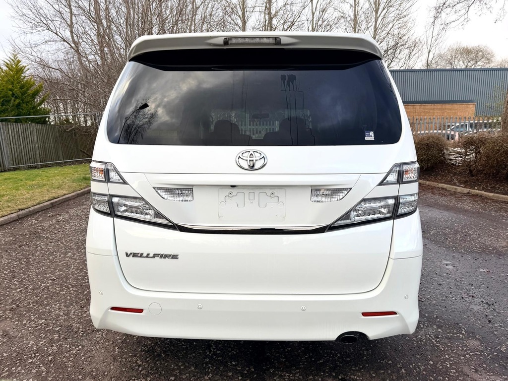 Toyota Vellfire Fresh Import Z Platinum 2 2.4 7 Seats Mpv Pet   #5