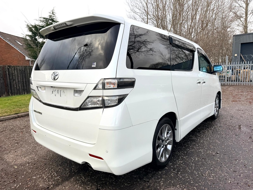 Toyota Vellfire Fresh Import Z Platinum 2 2.4 7 Seats Mpv Pet   #6