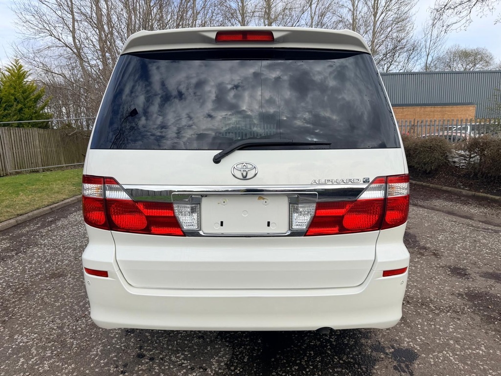 Toyota Alphard Fresh Import 2.4 8 Seats Mpv 4 B Grade White #6