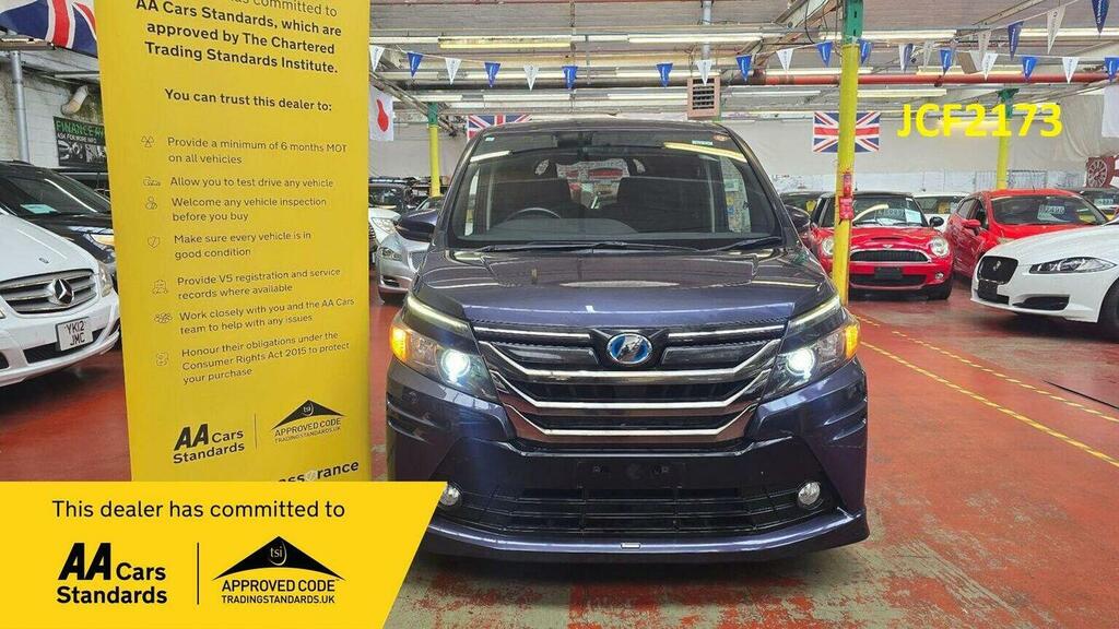 Toyota Voxy Mpv 1.8 Hybrid 7 Seats 2015 Ulez Free 201515 Black