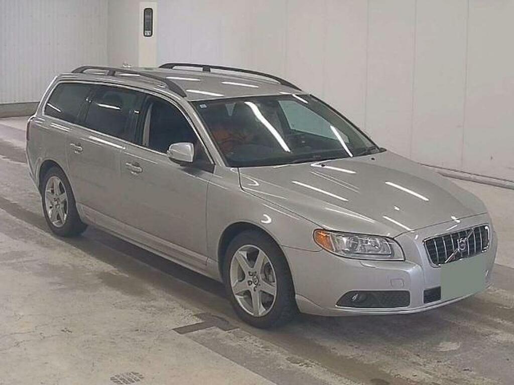 Volvo V70 Estate 2.5T Se Geartronic Euro 5 200959 Silver #2