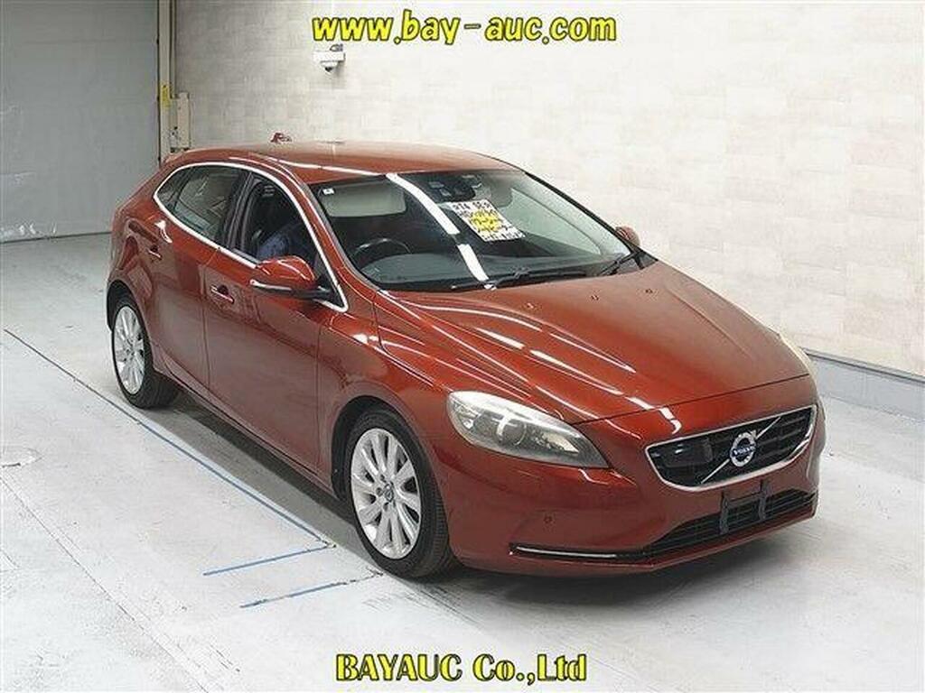 Volvo V40 Hatchback 1.6 T4 Se Ulez Free 20 JCF2248 Red #2