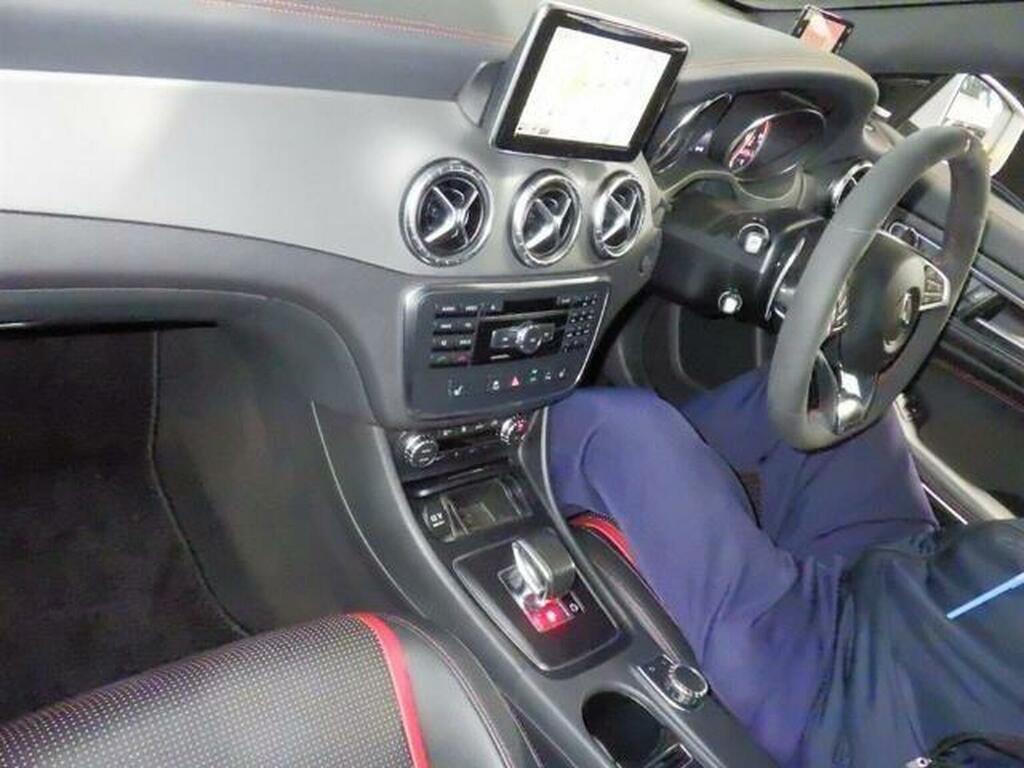 Mercedes-Benz CLA Class Saloon 2.0 Cla45 Amg Coupe Spds Dct 4Matic Euro 6 Silver #3