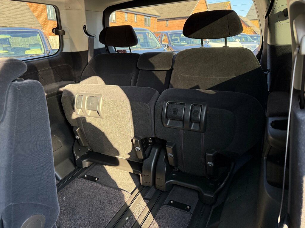 Honda Elysion 2.4 Petrol Black #45