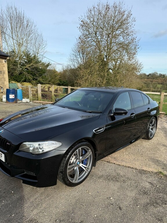 BMW M5 4.4 V8 Saloon Dct Euro 6 Ss 560 Ps Black #3