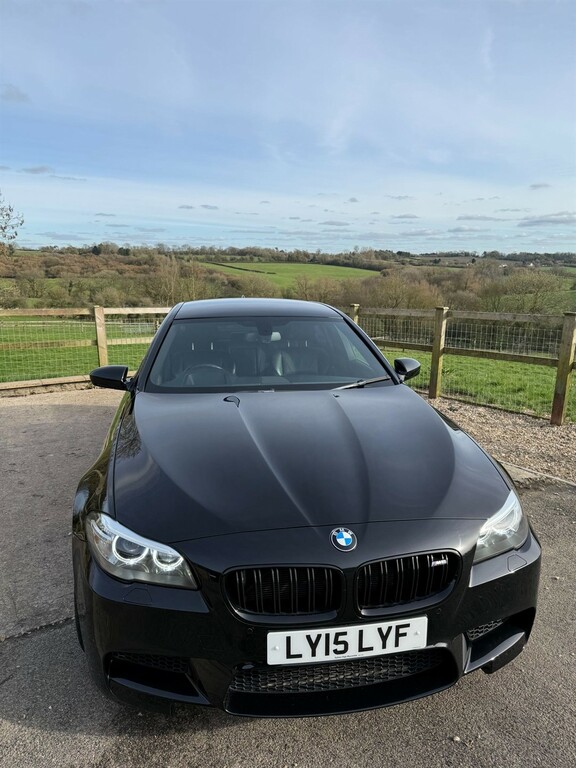 BMW M5 4.4 V8 Saloon Dct Euro 6 Ss 560 Ps Black
