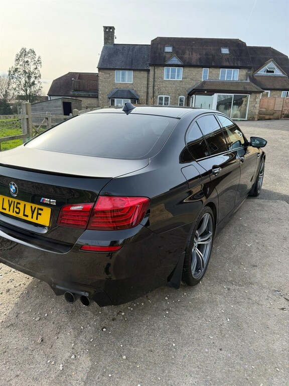 BMW M5 4.4 V8 Saloon Dct Euro 6 Ss 560 Ps Black #4